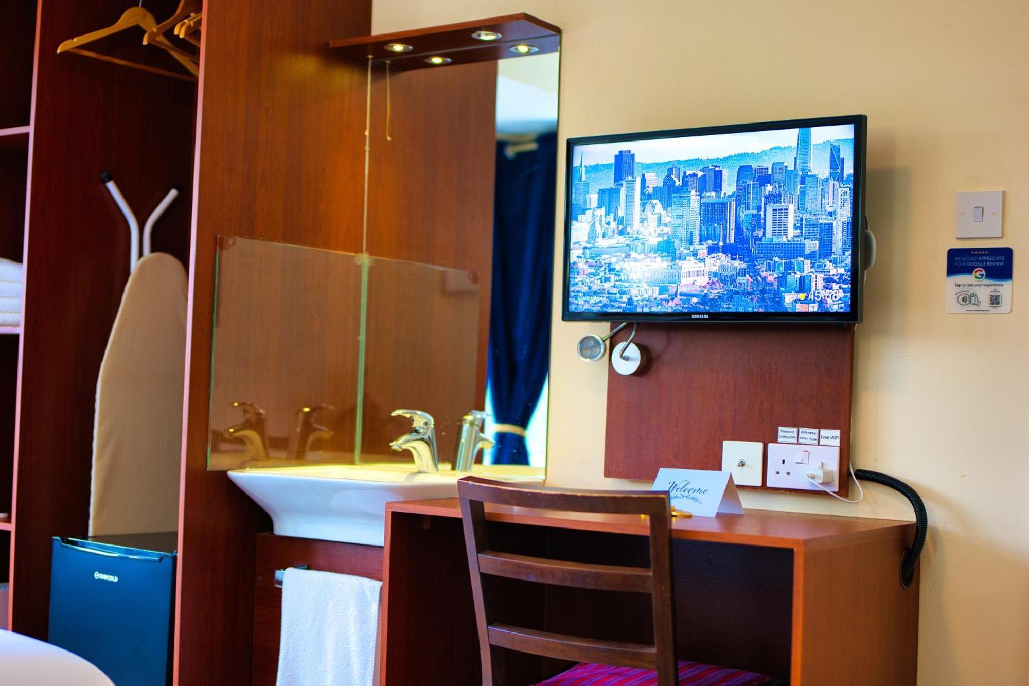 Clifton House 3* Hove