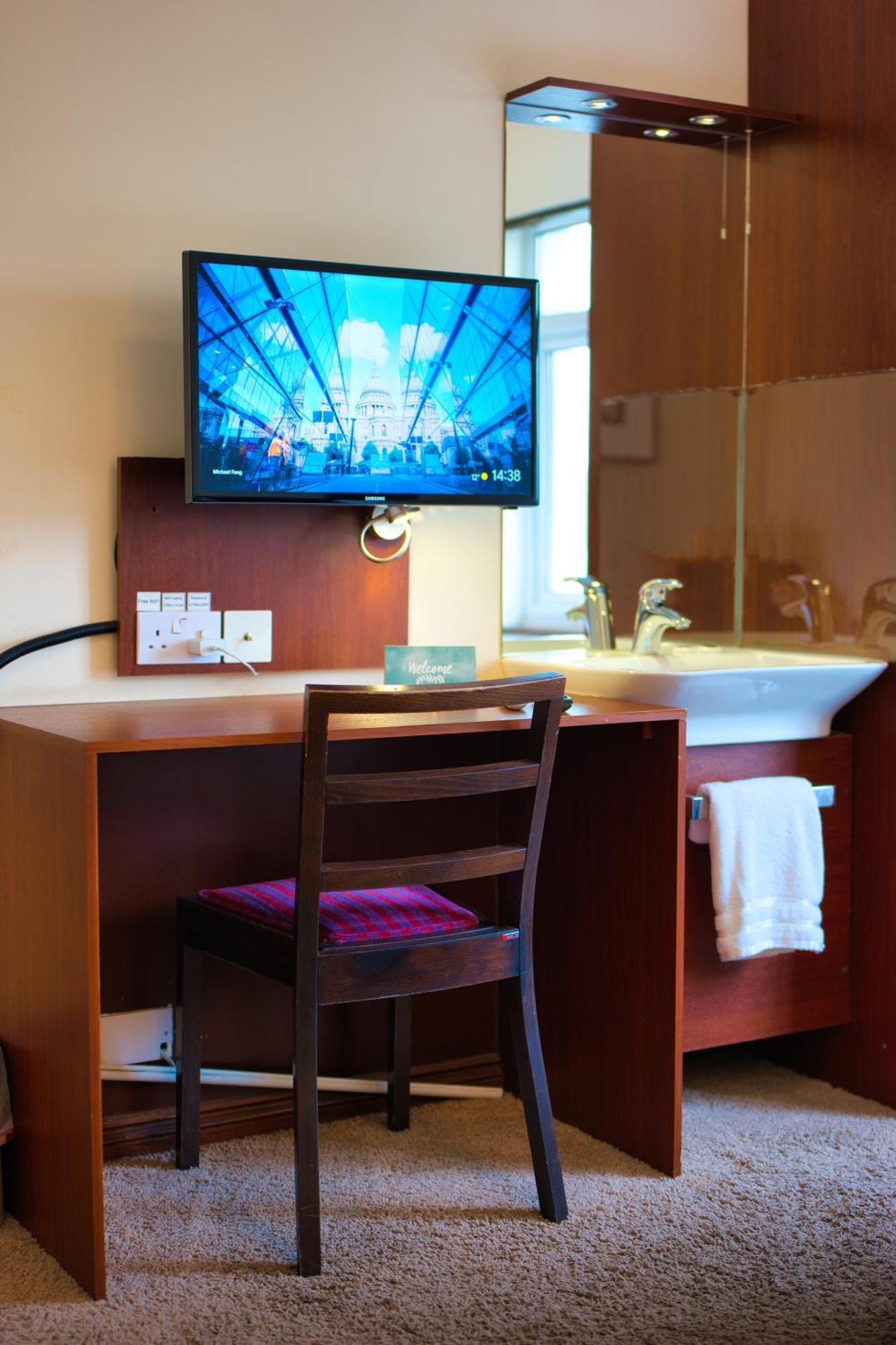 Affittacamere Clifton House 3*