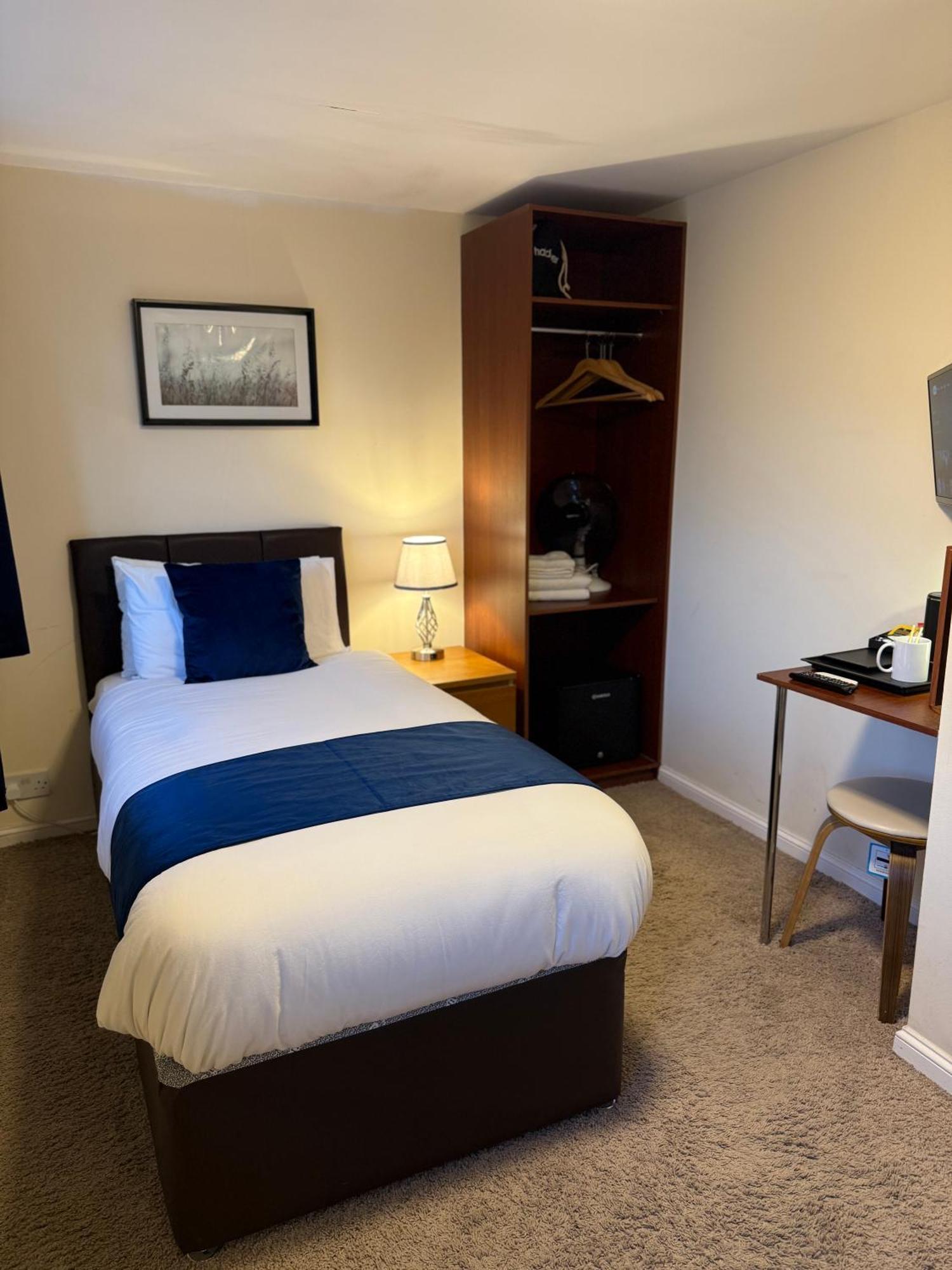 Clifton House 3* Brighton